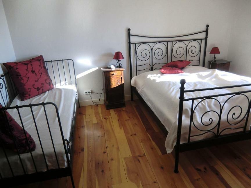 Bed and Breakfast Domaine Le Sauzet Saint-Germain-l'Herm Exteriér fotografie